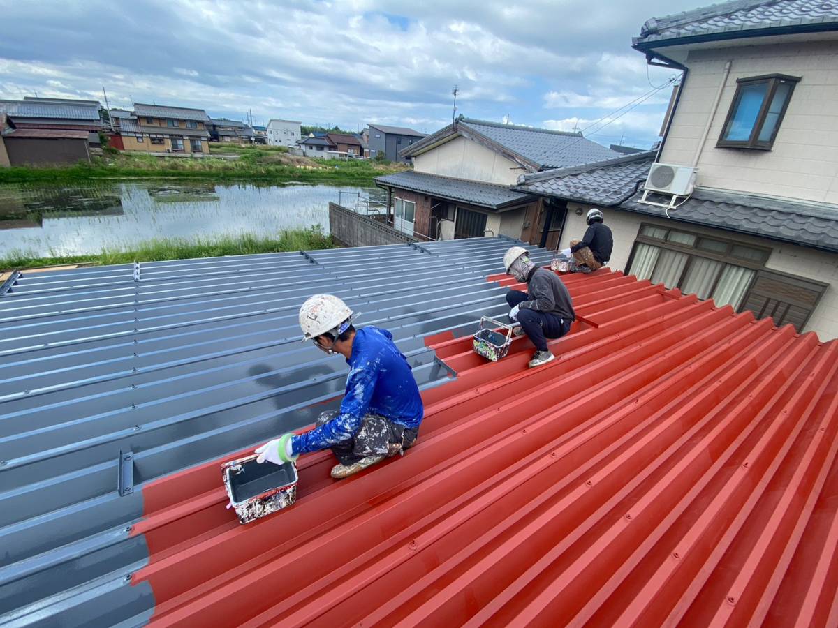 屋根上塗り施工