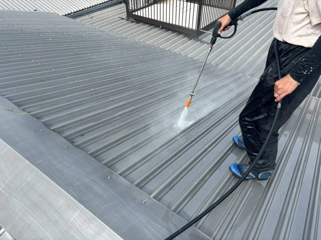 屋根高圧洗浄施工写真