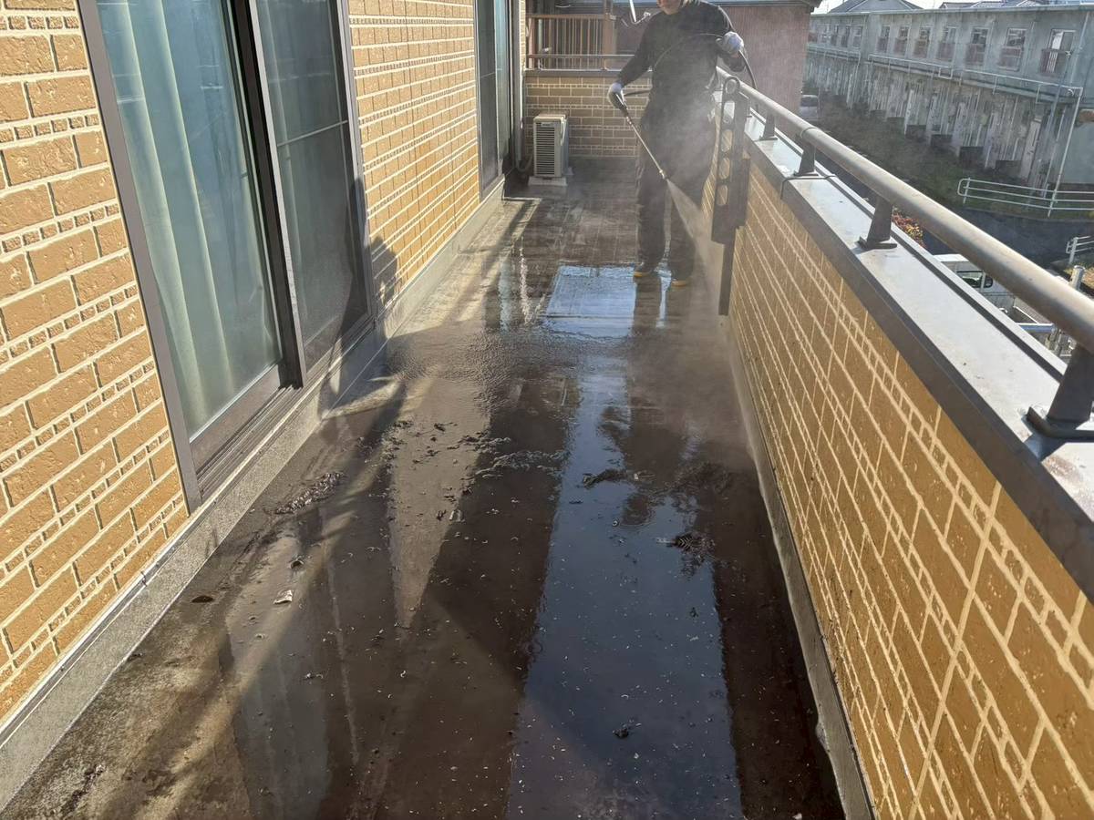 ベランダ洗浄施工写真