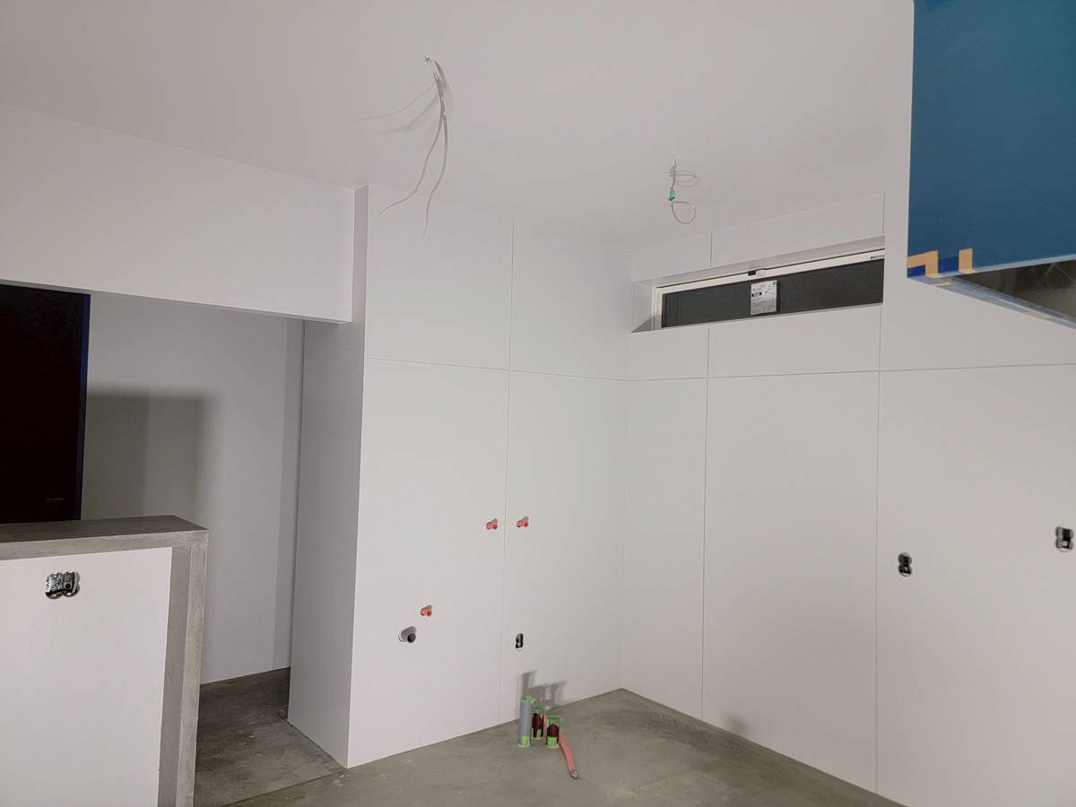 天井、壁、建具施工完了写真
